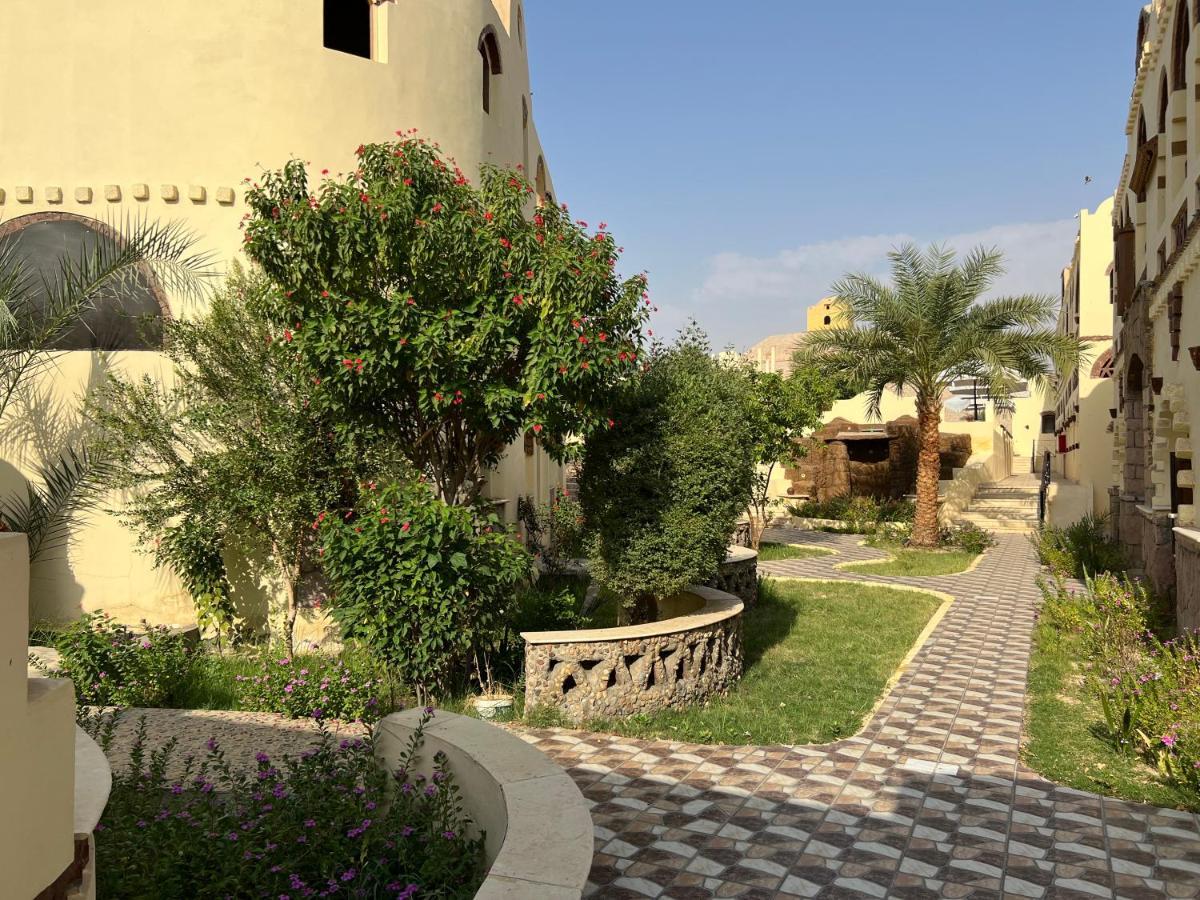 Elphardous Oasis Hotel Luxor Eksteriør bilde